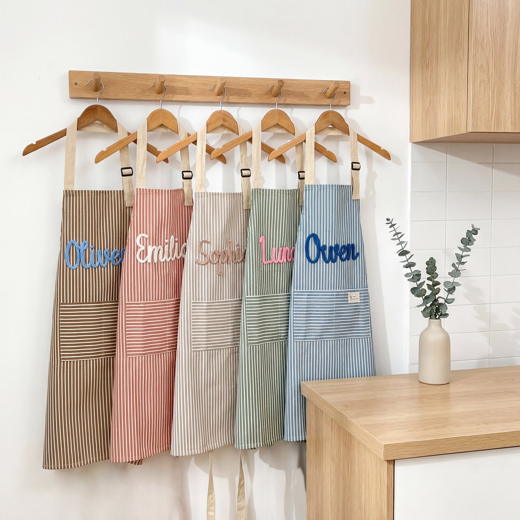 Personalized Hand Embroidered Apron – Custom Name Cooking Apron, Mom & Kids Matching Gift, Mother’s Day Gift