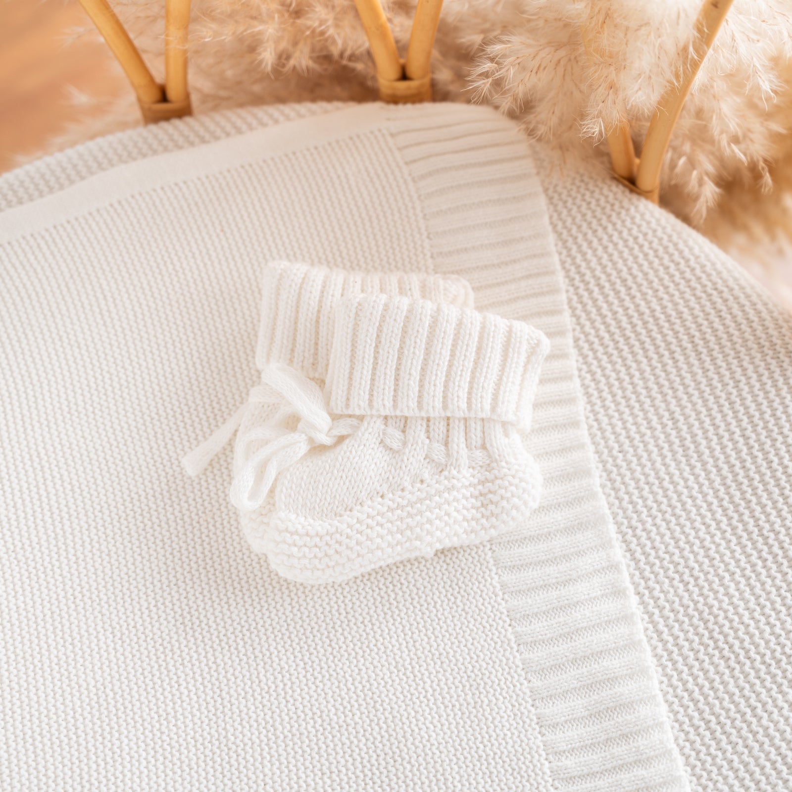 Chunky Knit Baby Booties – Handmade Knit Infant Shoes, Newborn Gift