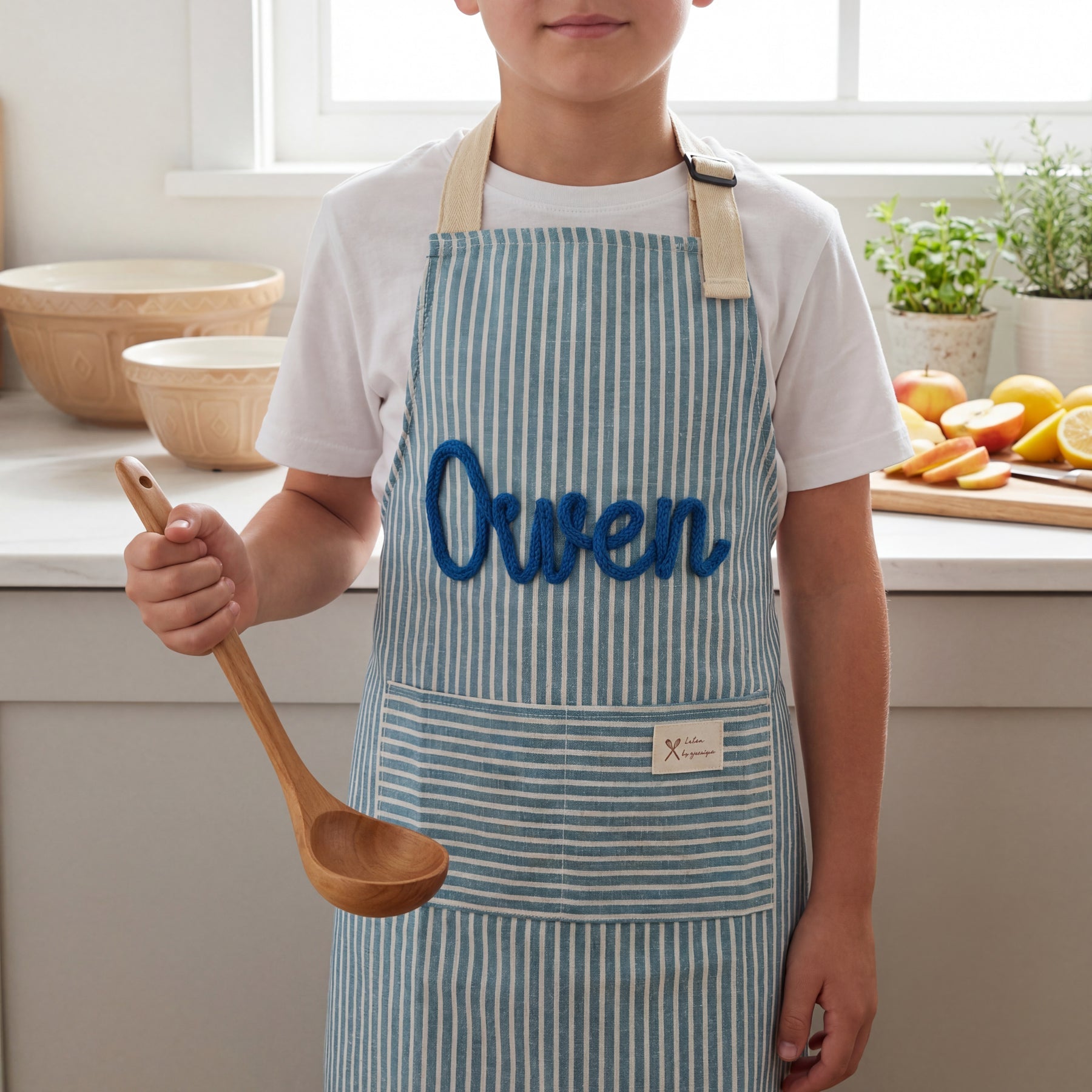 Personalized Hand Embroidered Apron – Custom Name Cooking Apron, Mom & Kids Matching Gift, Mother’s Day Gift