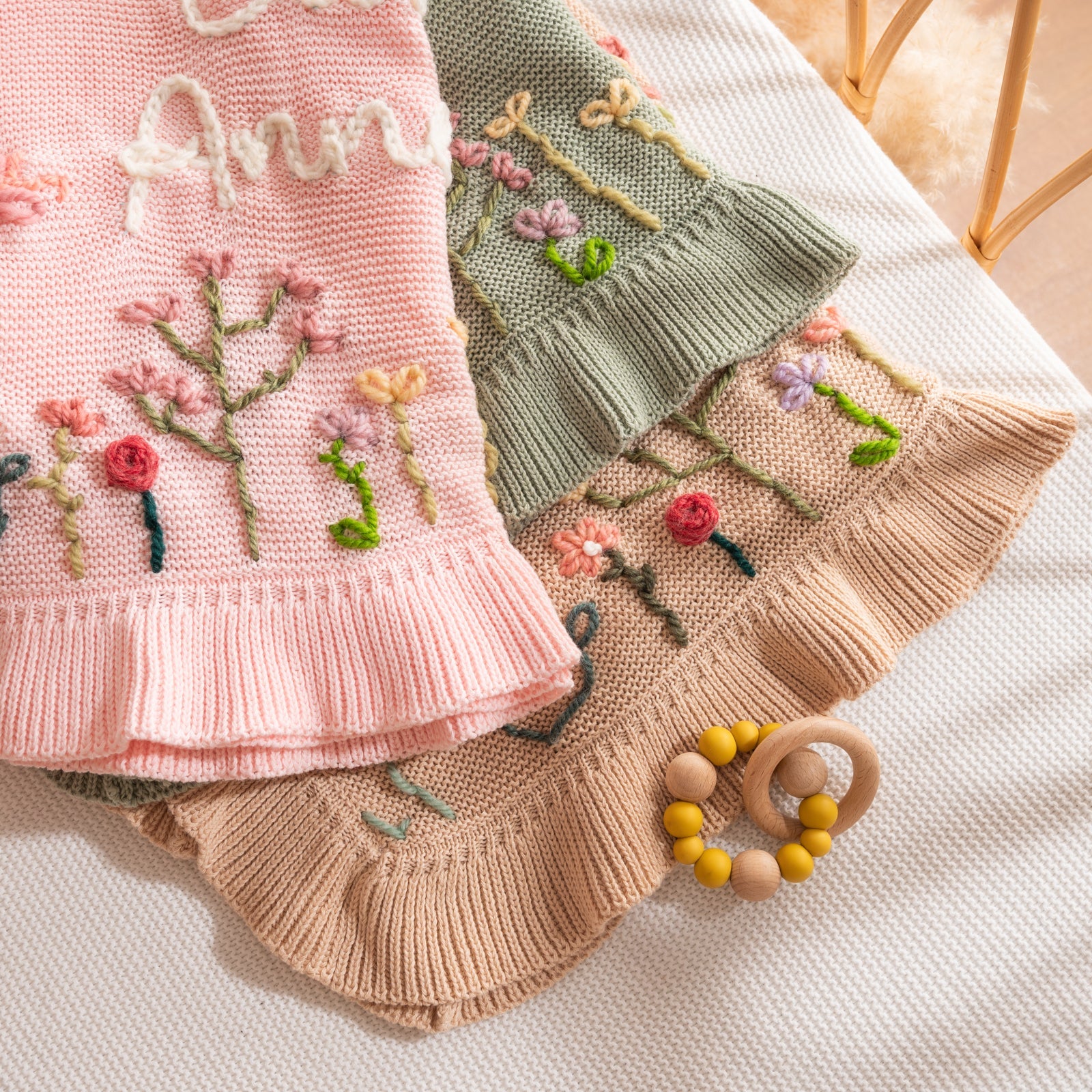 Hand Embroidered Floral Baby Name Blanket – Personalized Knit Newborn Blanket, Custom Keepsake Gift